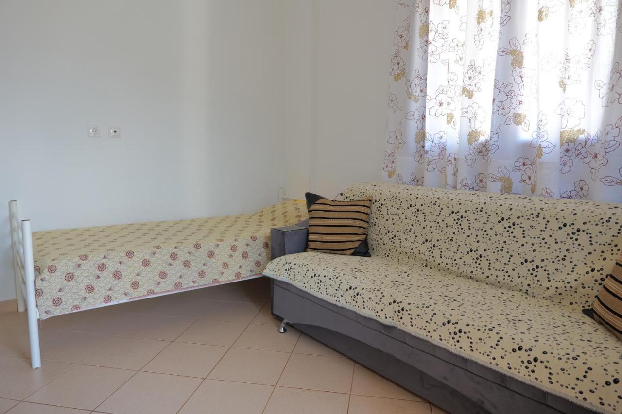 Pellumb Apartments Ksamil Esterno foto