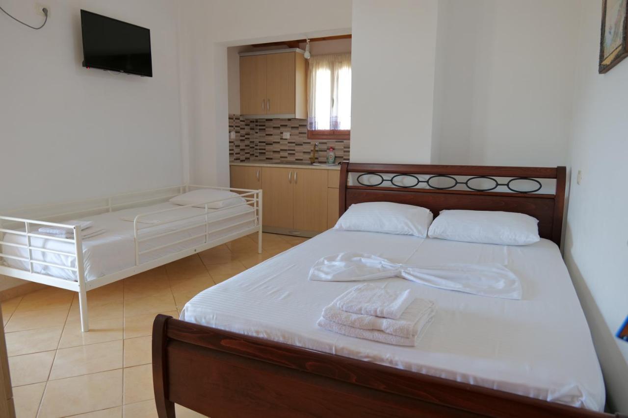 Pellumb Apartments Ksamil Esterno foto